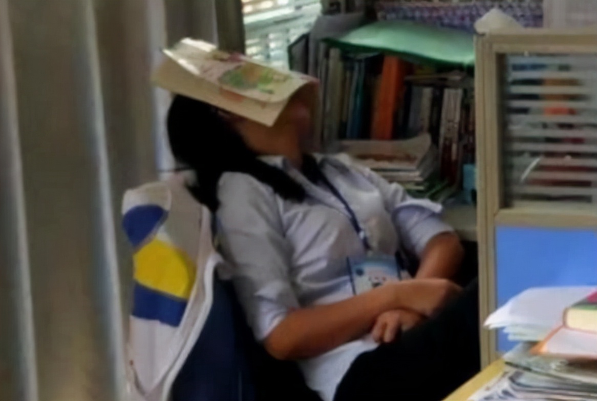 糯妈育儿经|教师将实行“劳动年龄制”？对年轻教师更有利，发展前景非常好