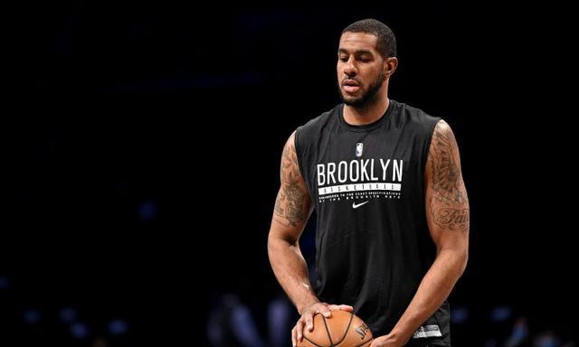 篮网队|美记：布鲁克林篮网会裁掉阿德，并且以底薪签下索恩-梅克