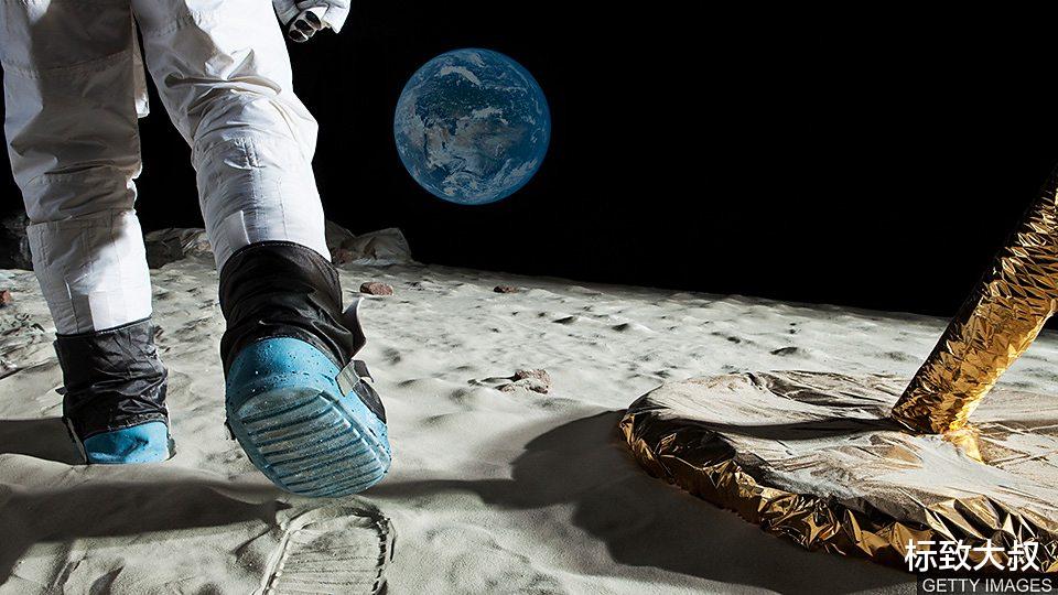 |去太空旅行  月球、火星：一场星际之战迫在眉睫？