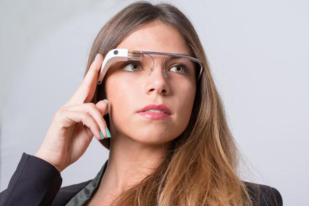 当时的黑科技Google Glass为何放弃了