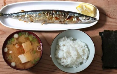 日本 日本老人晒“极简晚餐”，中国网友：虽然健康，但我一口也吃不下