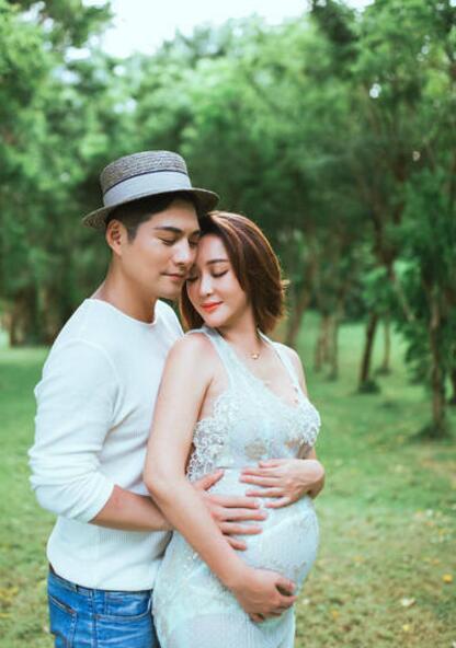 严屹宽|严屹宽那么帅，为什么不火？他与老婆，男神与迷妹之间的浪漫相遇