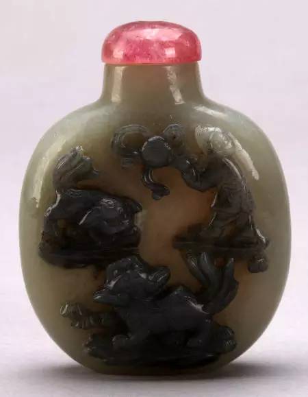 鼻烟壶|别戴大金项链子了，中国男人传统的几大首饰是这些！