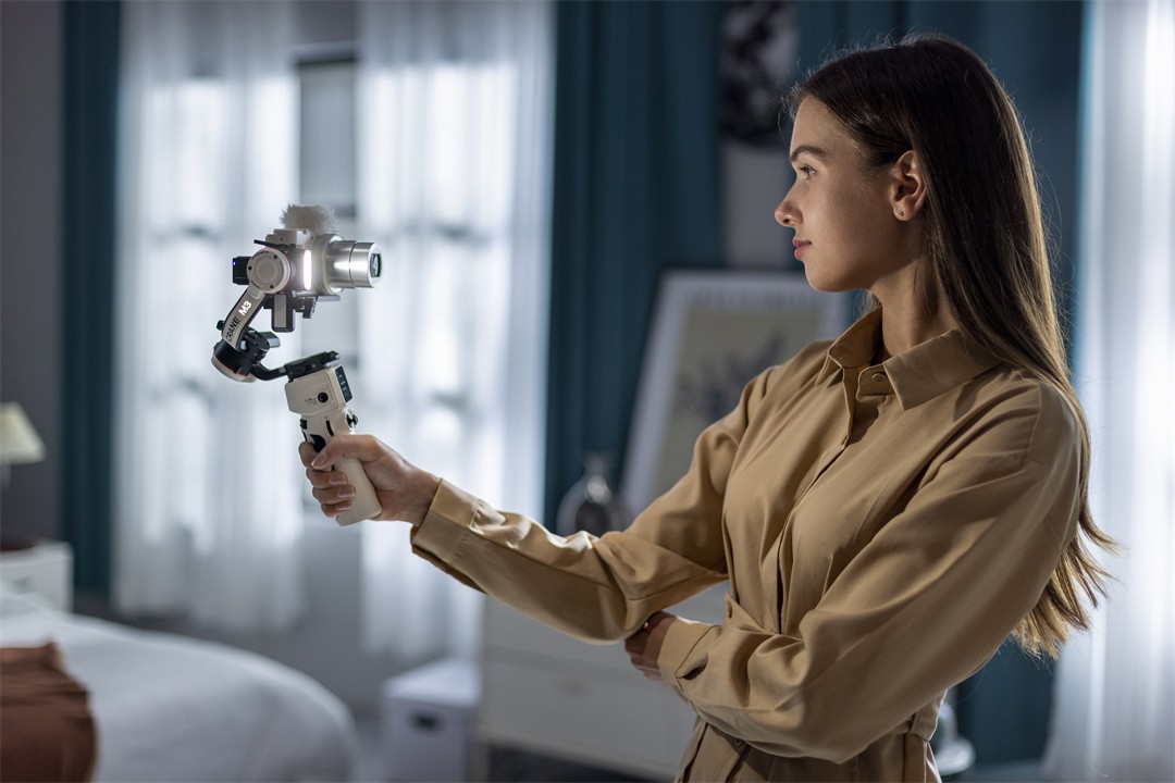 微單|出行錄制視頻僅憑微單絕不夠！你還需要以下這款“大神級”配件