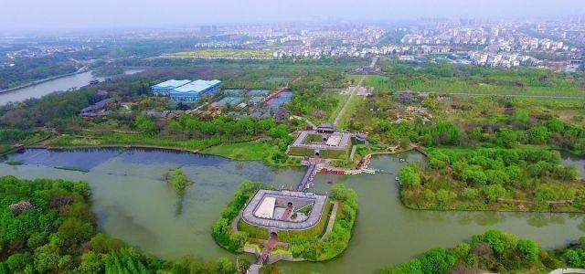 扬州 江苏扬州繁华又热闹的区，旅游资源众多，很多人却读不对它的名字