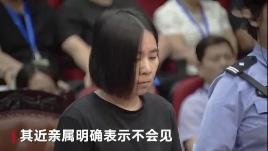 哲学筱筱|朱小贞哥哥回忆案发细节：外甥女当时还活着！保姆曾是乖巧女孩
