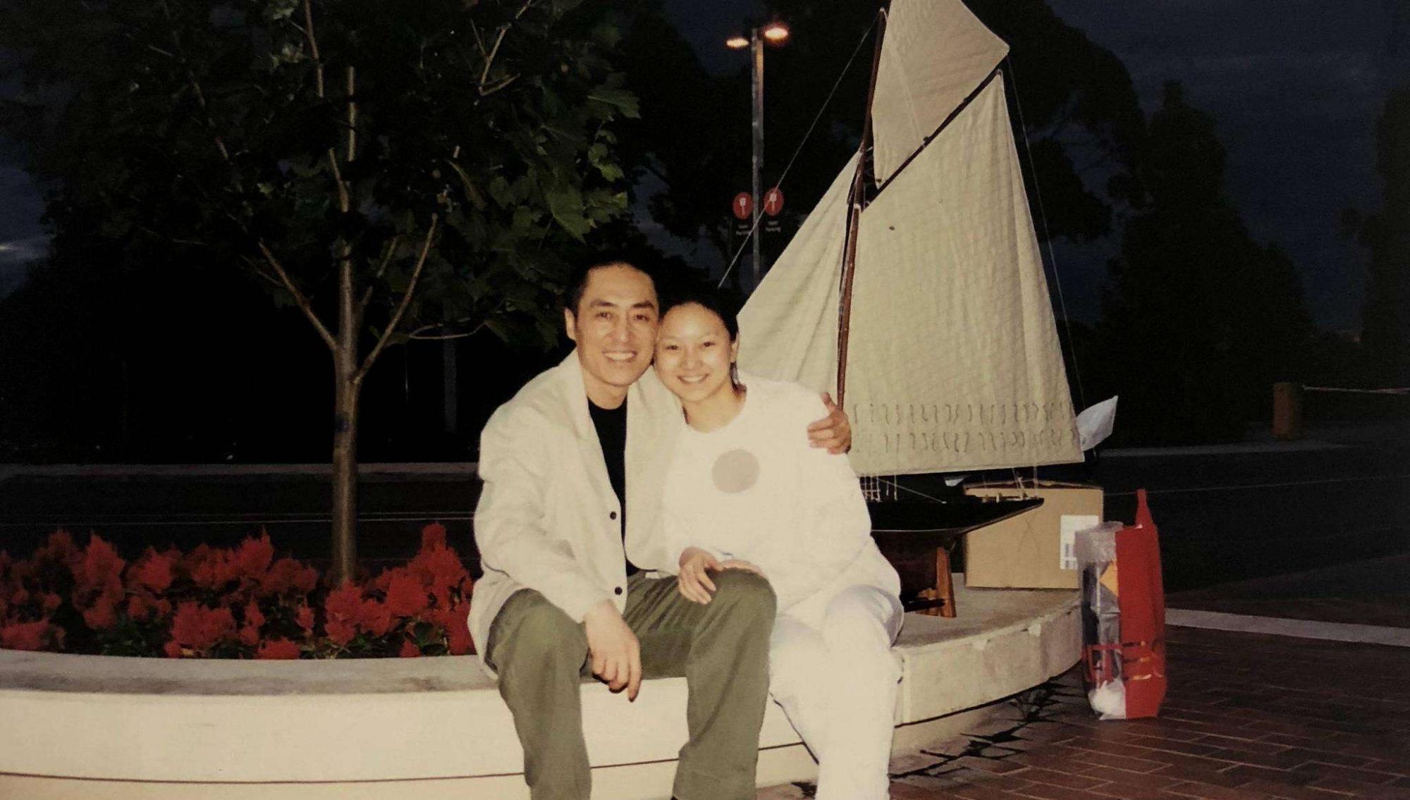 张艺谋|张艺谋为幼女庆生，两个儿子未现身，娇妻陈婷颜值爆表！