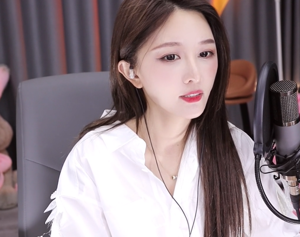 雪中悍刀行|林七七旗袍装,锁骨太好看了,还能把麻袋穿在身上,气质挡不住