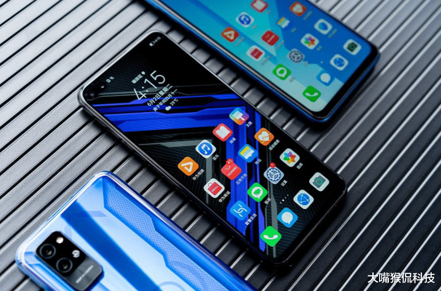 |荣耀新机将要到来!66W+6400万,1799起香不香?