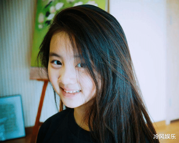 释小龙|9岁出道，荧幕初恋是释小龙，全网禁止她整容，今28岁长成这样