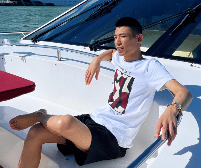 旭旭宝宝|DNF：旭旭宝宝停播后惬意生活，陪伴老婆买菜，夺得台球冠军