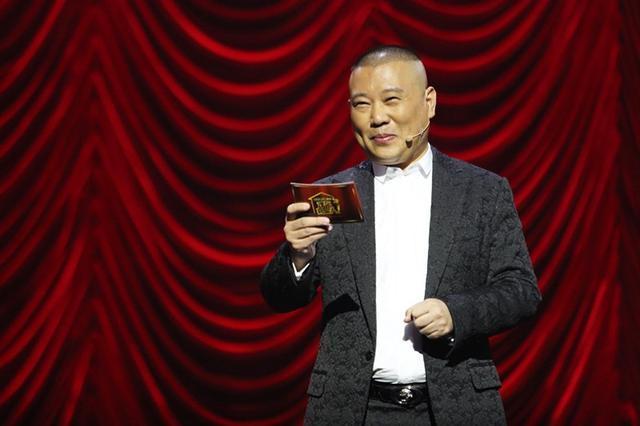 何炅|主持界天价出场费，何炅100万排第3，第1名是谁？