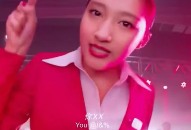 春晚|关晓彤大方玩梗，与杨迪范丞丞合唱穷叉叉，网友：春晚没有我不看