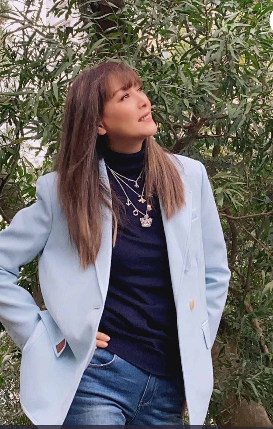 任达华|任达华老婆摆拍，54岁依然有气质，179身高简直了