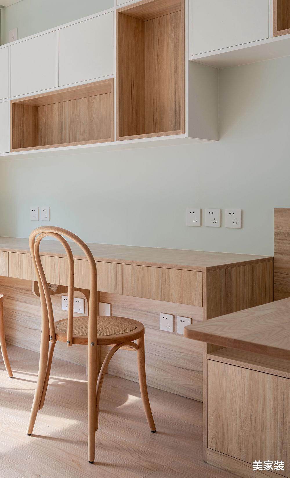 75平米的原木系家居,不仅有舒适的空间,更有超强的储物能力