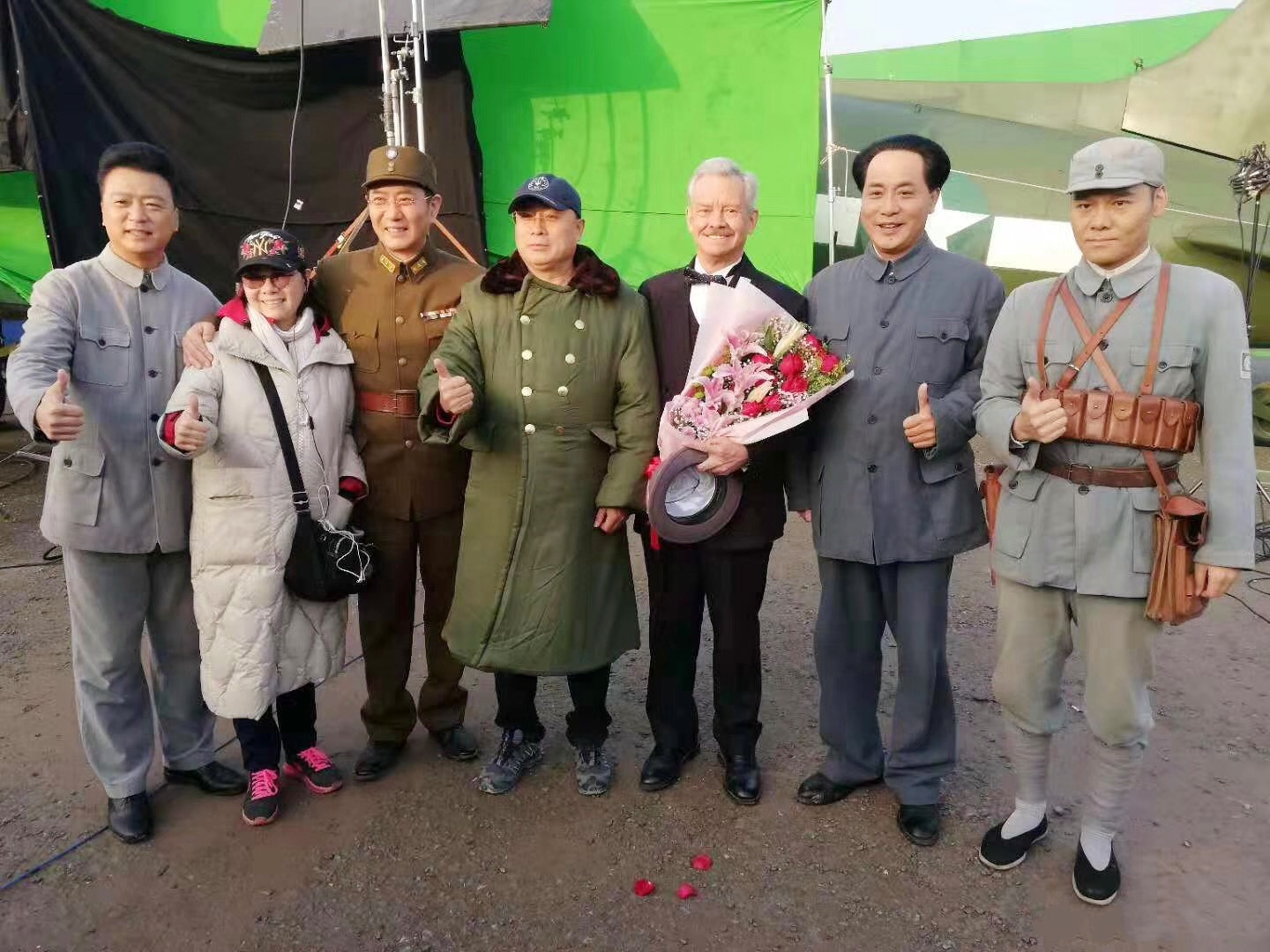 大决战|不止于《大决战》！红色经典翻拍进行时，新版《重庆谈判》也来了