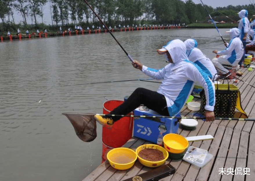 |1.4亿人在钓鱼？70%是男性？产业规模超千亿，男人的钱更好赚