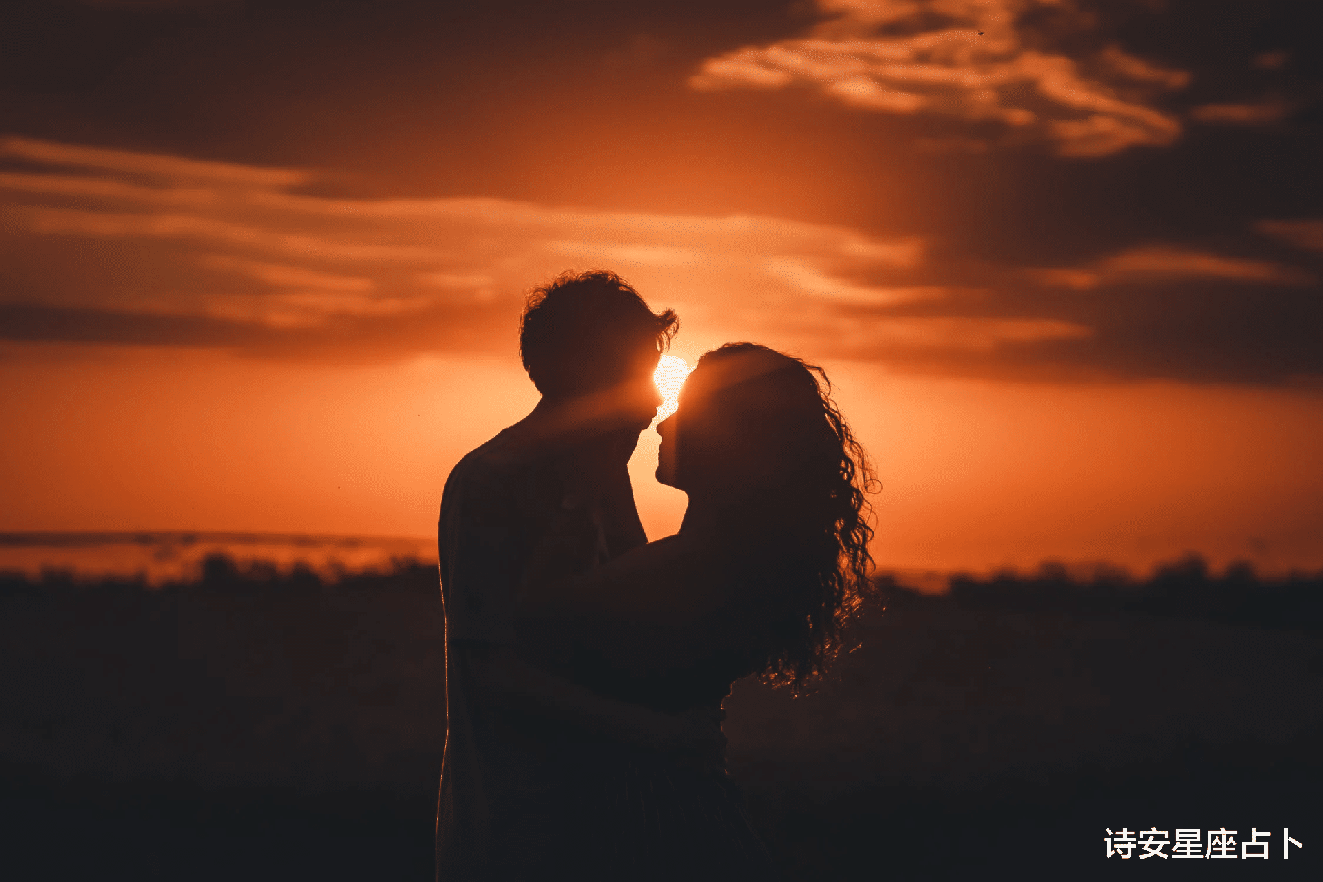 诗安星座占卜|12星座8月份爱情运势：白羊座桃花旺旺，天蝎座沉迷旧情