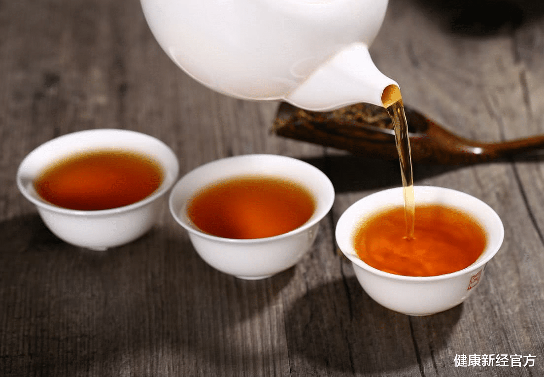 健康新经官方|肺结节最怕“一物”,不是蜂蜜水,平时敞开喝,祛污排毒,结节乖乖排出