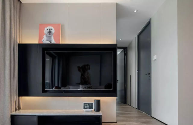 |67平现代风二居室，用射灯让客厅“家”的气味更突显