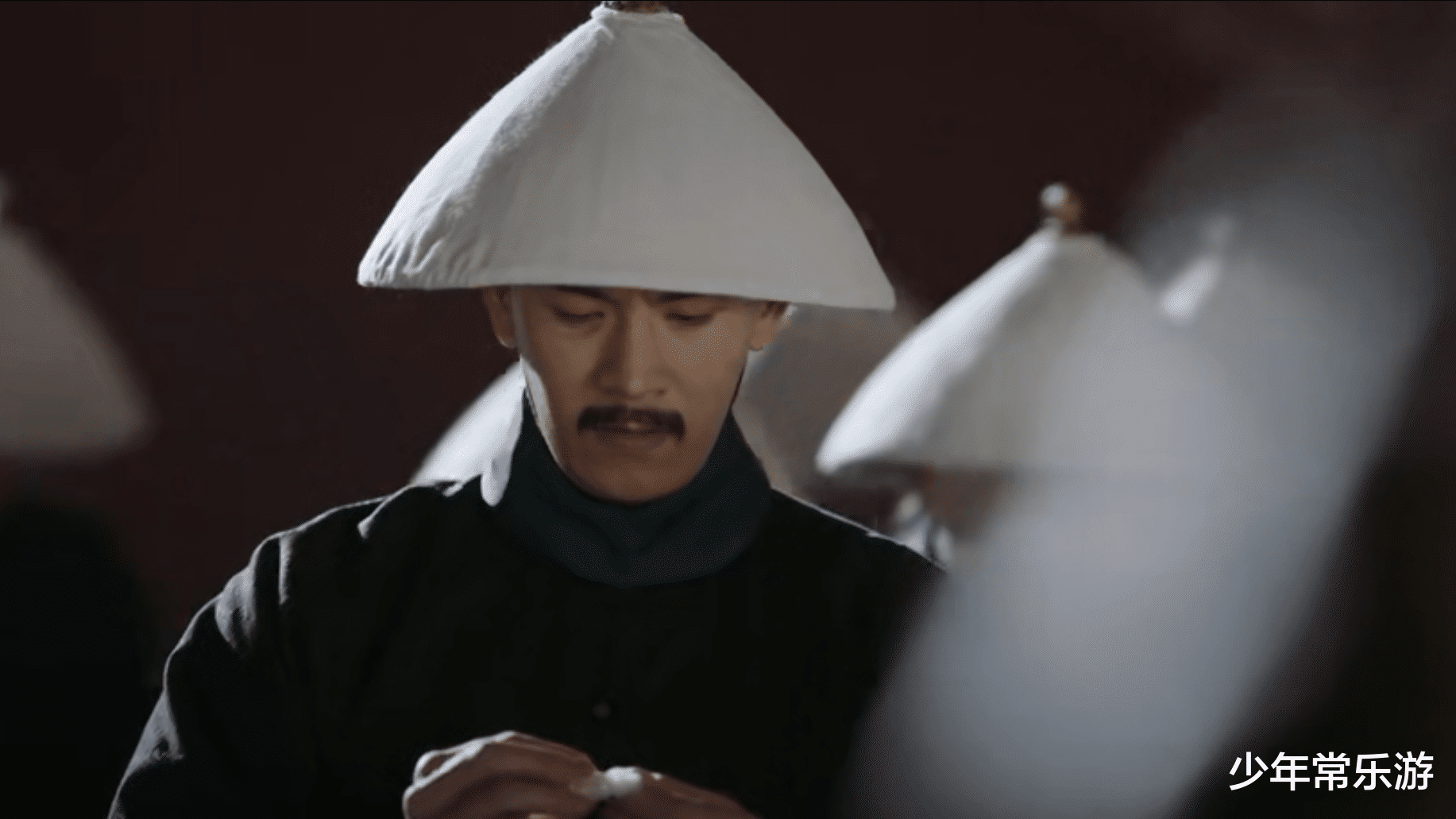 如懿传|如懿传:卫嬿婉和海兰是如何发现凌云彻喜欢如懿的?