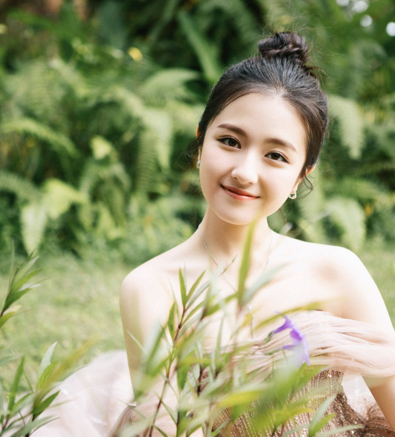 沈月|爆红又突然不红的女星，第一位可惜，第二位活该，最后一位心疼