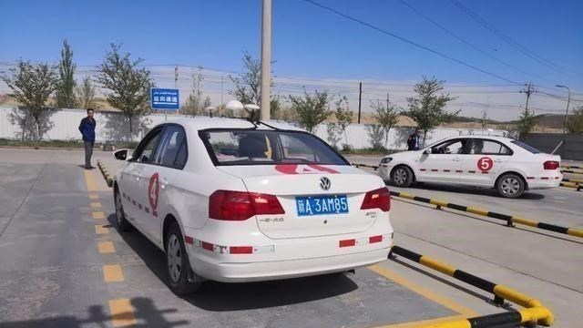 范上官|车管所:11月起,将迎来“3+3”新规,关乎到买车和驾驶证考试