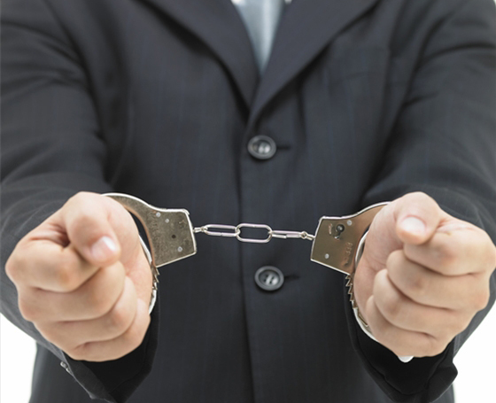 华南头条 惠州一男子分手后对前女朋友做了这！被重判13年！