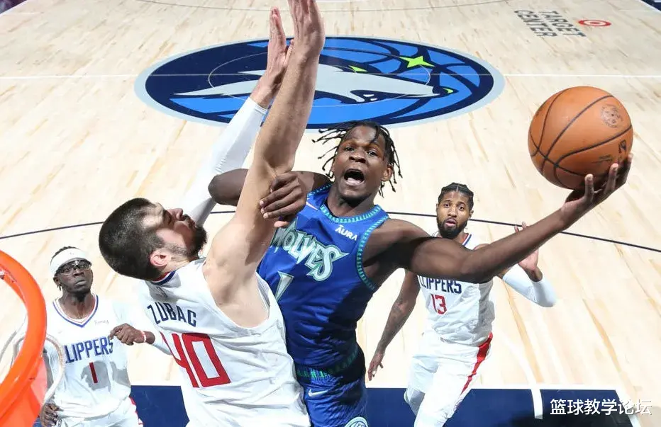 斯科蒂·皮蓬|太猛了！一战轰出NBA历史第3人！他才刚满20岁啊