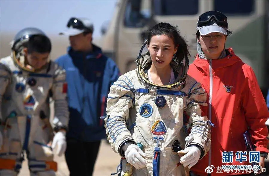 王亚平太空朗读火爆全网:梦想当如宇宙星辰,追逐方可抵达!