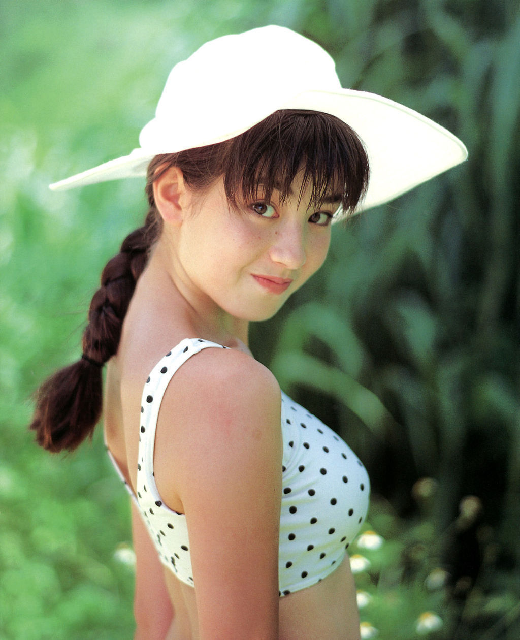 小泽真珠|日本昭和十大美人:小泽真珠、泽口靖子、中森明菜,个个不输港星