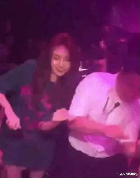 吴亦凡|“抖音一姐”温婉风流史,被富二代包养,与校长恋爱出轨,当小三