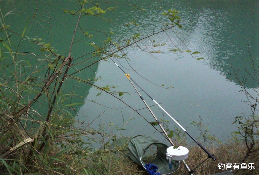 骆马湖|冬季野钓鲤鱼，明白四钓四不钓，作出适当调整，天冷也能连竿