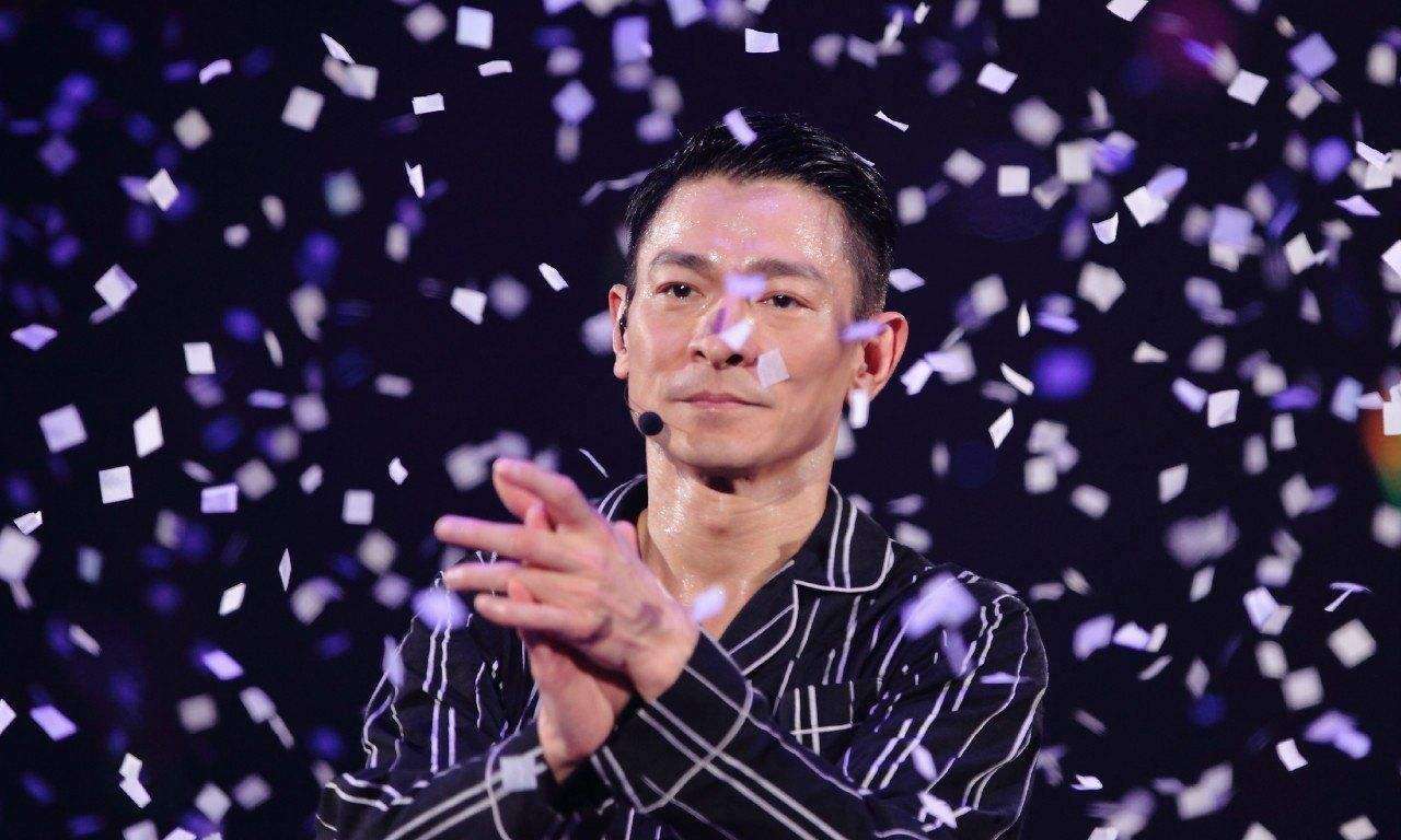 刘德华|刘德华参加吴孟达葬礼后被骂，大家骂的有道理吗，还是在黑他？