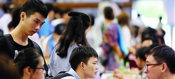 大学生|这些专业堪称“天坑专业”，或许努力也难有出路，985名校也枉然