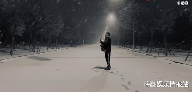易烊千玺|明星今冬初雪体验，迪丽热巴敷衍，张一山浪漫，郑嘉颖看得人想哭