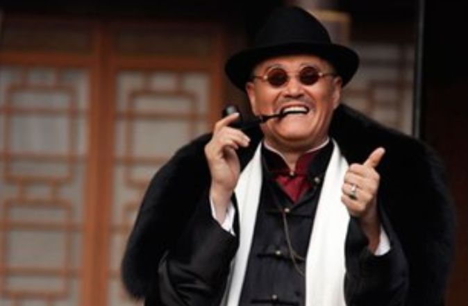 赵本山|同父不同命！赵本山与葛淑珍离婚31年，俩儿女天差地别