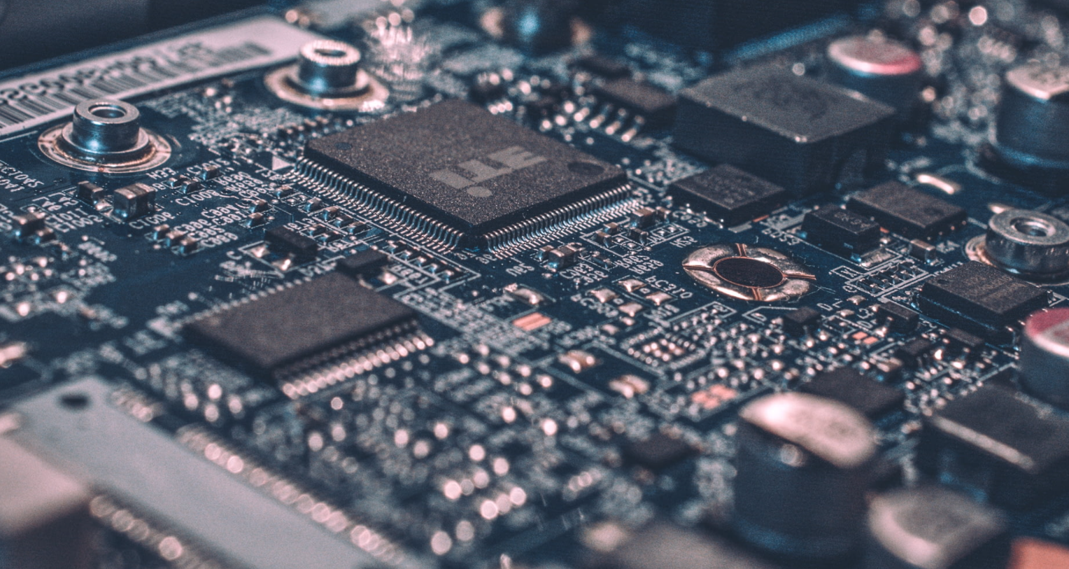 电视机|苹果加快自研脚步,被国产厂商逼的?