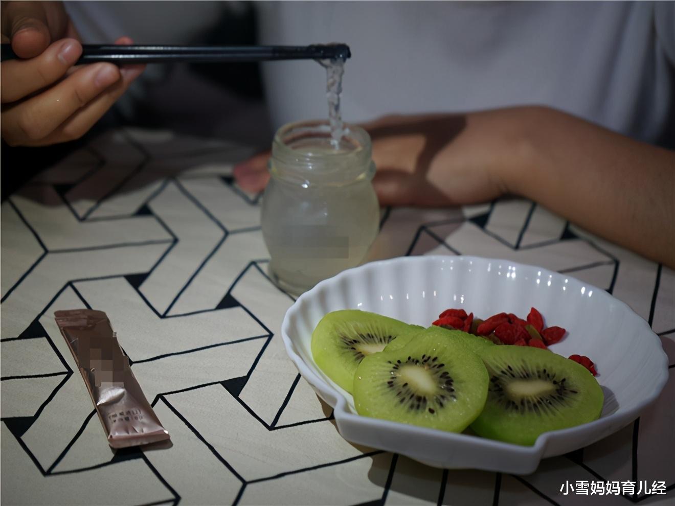 小雪妈妈育儿经|为什么秋冬出生的孩子,要比春夏出生的孩子更聪明?有科学的解释