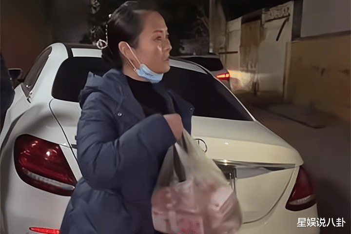 陈亚男|离婚并退还彩礼，陈亚男直播间回应争议，晒出证据惹网友心疼