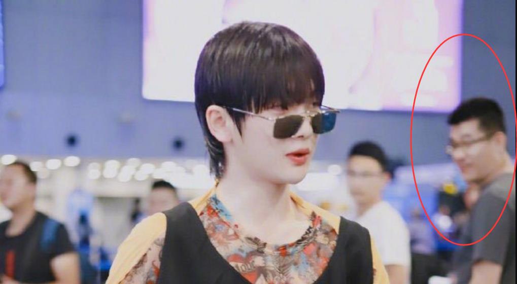 薛之谦|当男神逐渐“姨化”，尹正成“农村大姨”，薛之谦肿成馒头