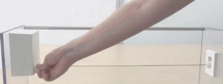 |只有一个阳台，邻居家装折叠晾衣架，一边晾晒一边改书房，真贪心