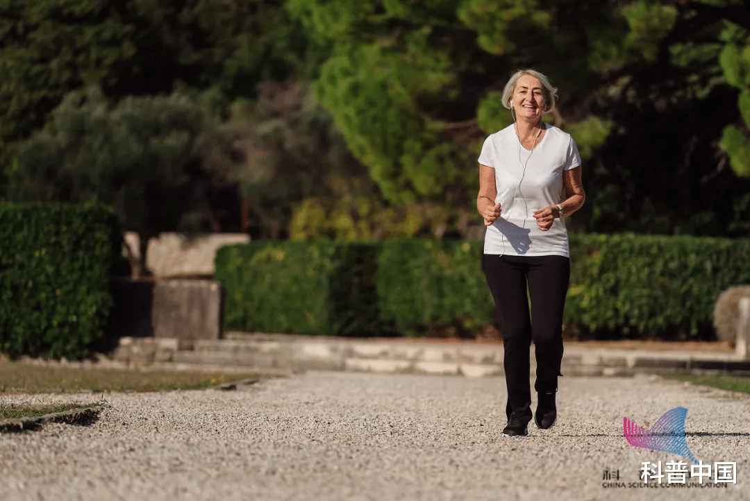 肩周炎|有失眠、烦躁、经常头疼等症状的人要注意!你可能被这种病盯上了