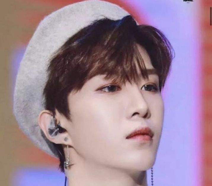 |某剧组在南京大学拍戏遇冷,学生不围观、不追星?这反映了什么?