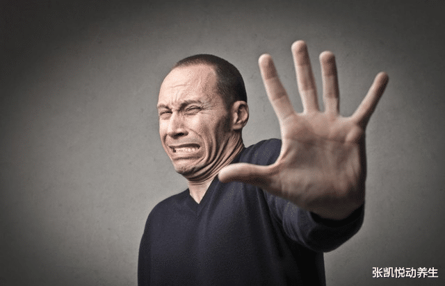 张凯悦动养生|肾功能受损有哪些征兆？提醒：除了泡沫尿，这5种症状也别大意