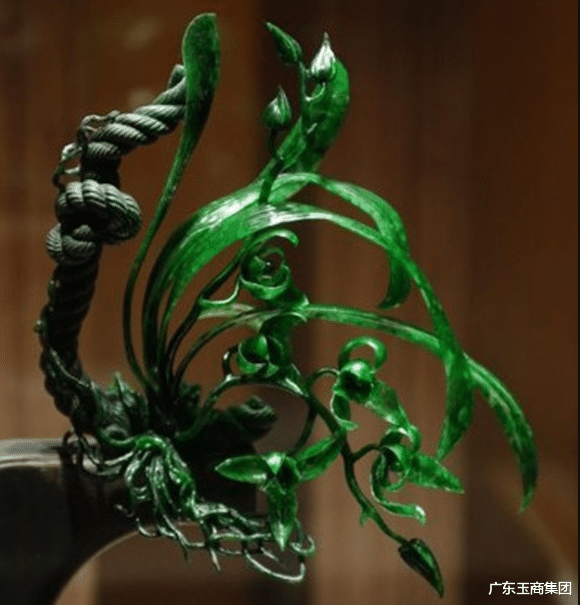 广东玉商集团|10亿国宝翡翠身份之谜,到底是慈禧生前最爱?还是当代大师作?