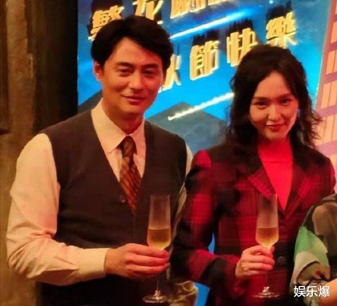 武侠剧|《繁花》主演大合照曝光，胡歌状态获称赞，papi酱成最大惊喜