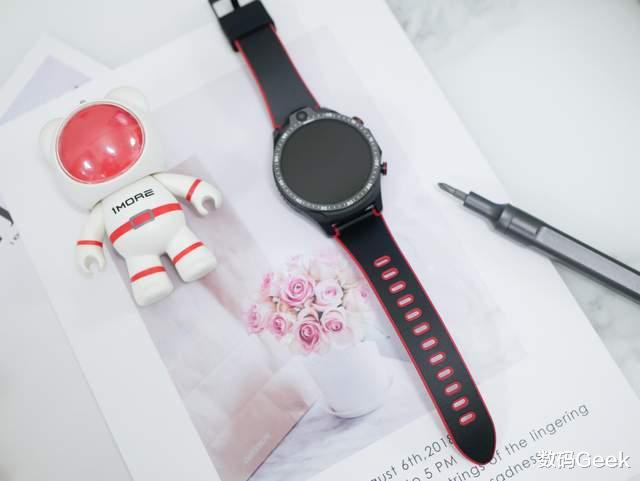 合肥 百年车企品牌打造黑骑士荣耀版，双系统可通话可微信，还可刷视频