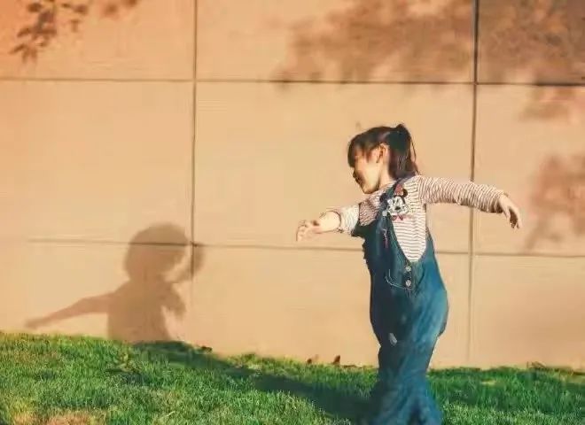 李湘|李湘首次回应富养女儿，自称拿命换来的宝贝，何止“娇贵”？