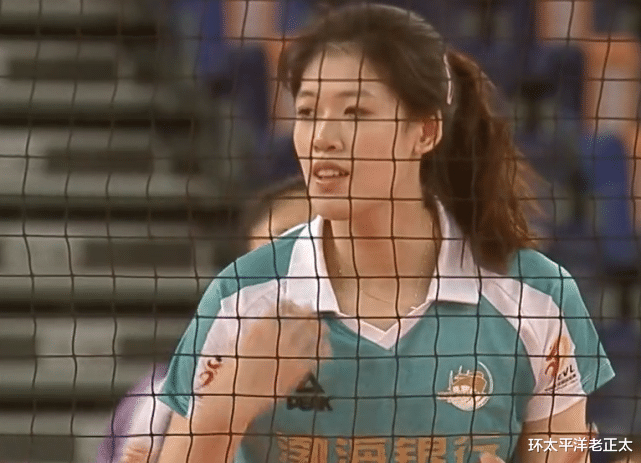 天津女排|3-0！卫冕冠军13战全胜仅丢1局，单局25-12横扫劲旅，李盈莹18分